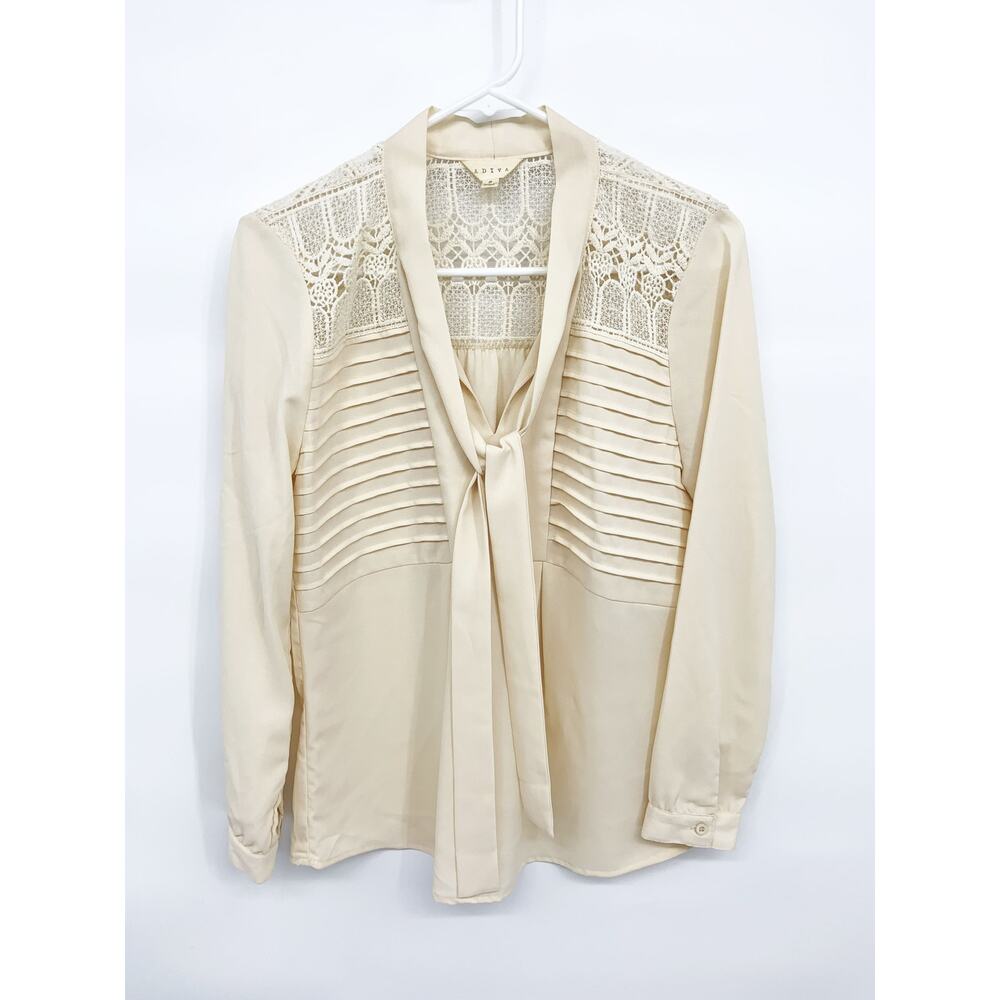 Vintage Adiva Womens Long Sleeve Tie Front Laced Up Pleated Blouse Size S